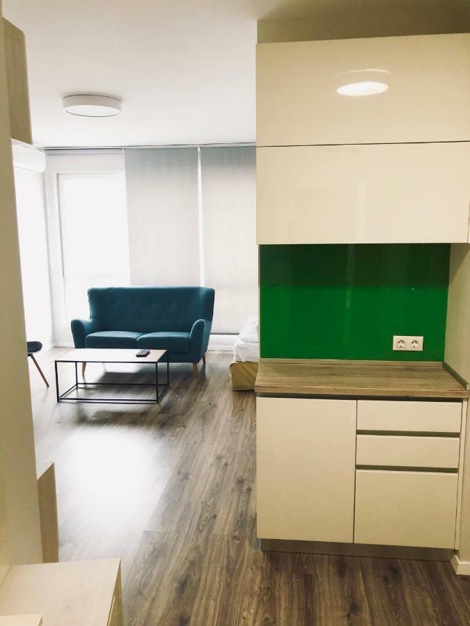 Turquoise And Magenta Apartment Sofia Ngoại thất bức ảnh